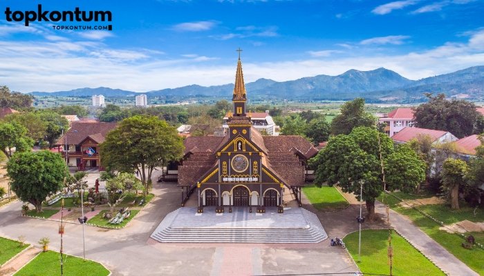 Nhà Thờ Chính Tòa Giáo phận Kon Tum