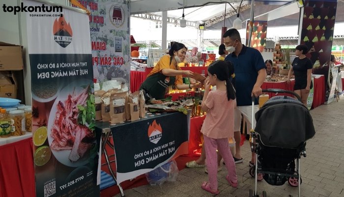 Đặc Sản Măng Đen Kon Tum - Thịt hun khói Huệ Tâm
